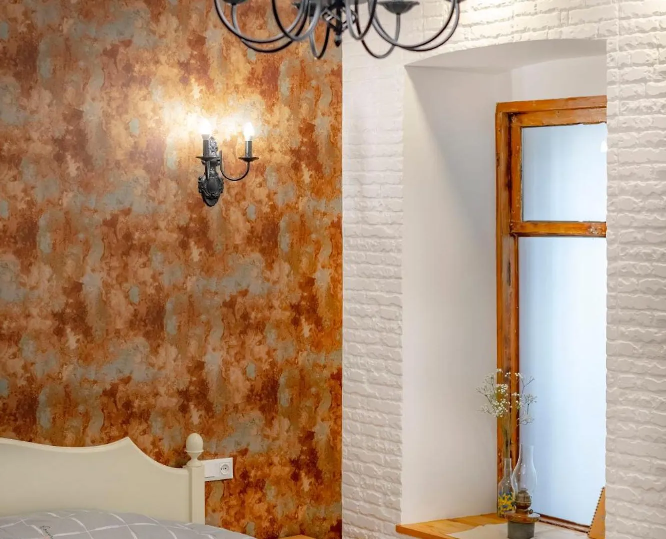 Old City Center- Adventurous Apt Hosted By Giorgio Тбилиси